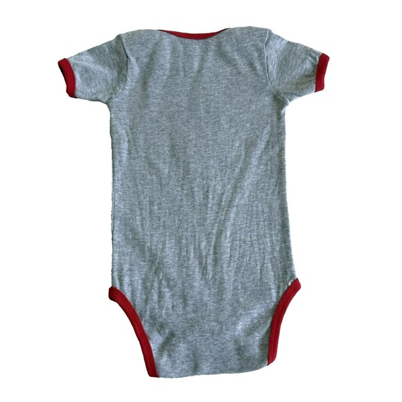 Baby Boy's IH Case Tractor Gray Short Sleeve One Piece Red Tractor Sz 12 Months - Picture 5 of 5